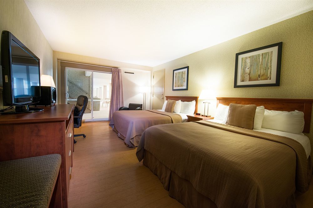 แคลเรียน โฮเต็ล แอนด์ สวีทส์ Hotel แบรนดอน ภายนอก รูปภาพ