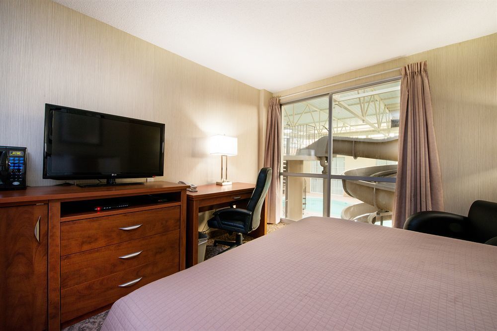 แคลเรียน โฮเต็ล แอนด์ สวีทส์ Hotel แบรนดอน ภายนอก รูปภาพ